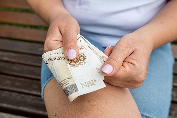 Best Ways to Save Money on Credit and Loan Payments 